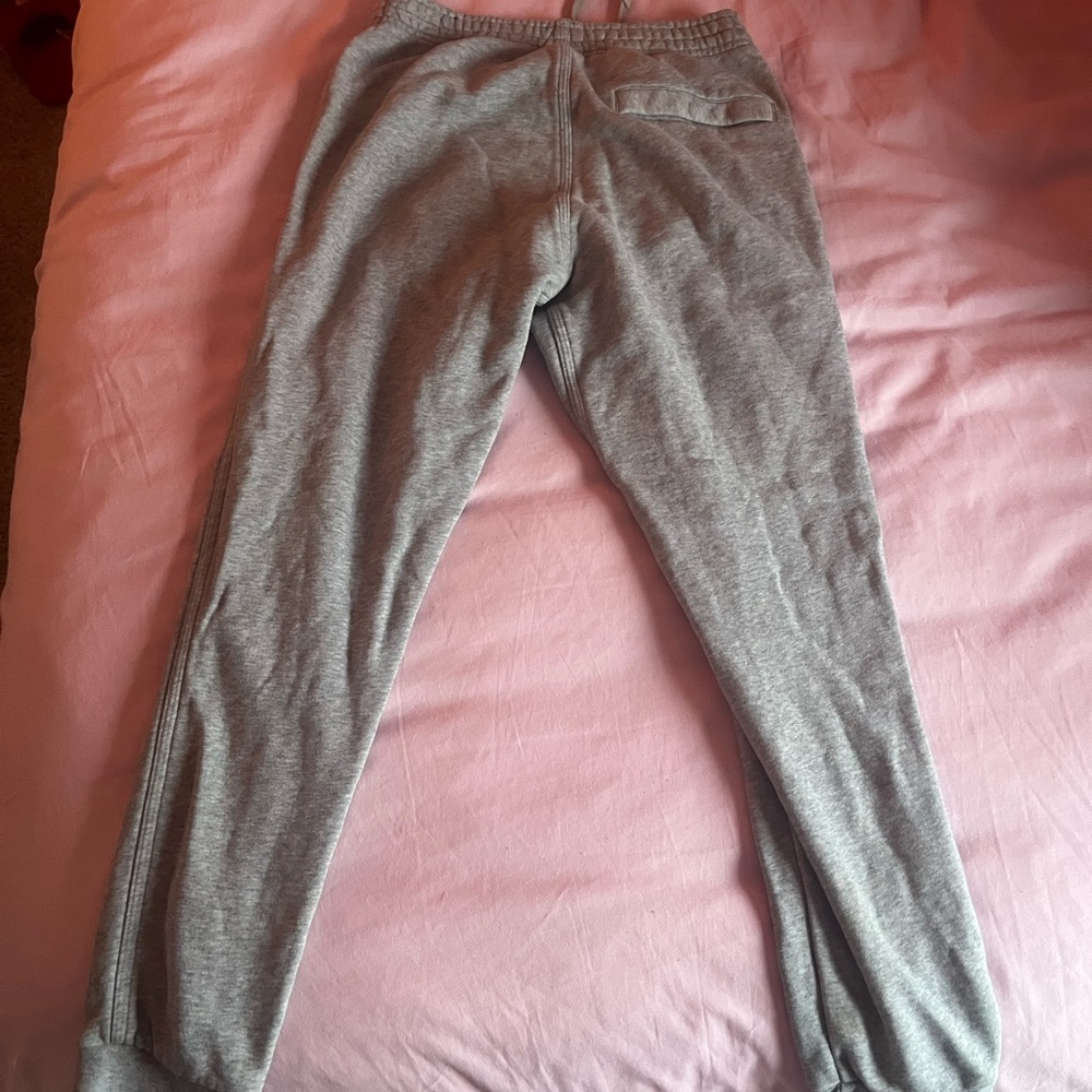 Nike Heather Gray Sweatpants